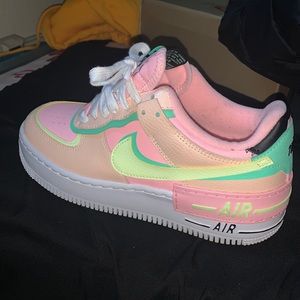 WMNS AIR FORCE 1 SHADOW 'ARCTIC PUNCH BARELY VOLT